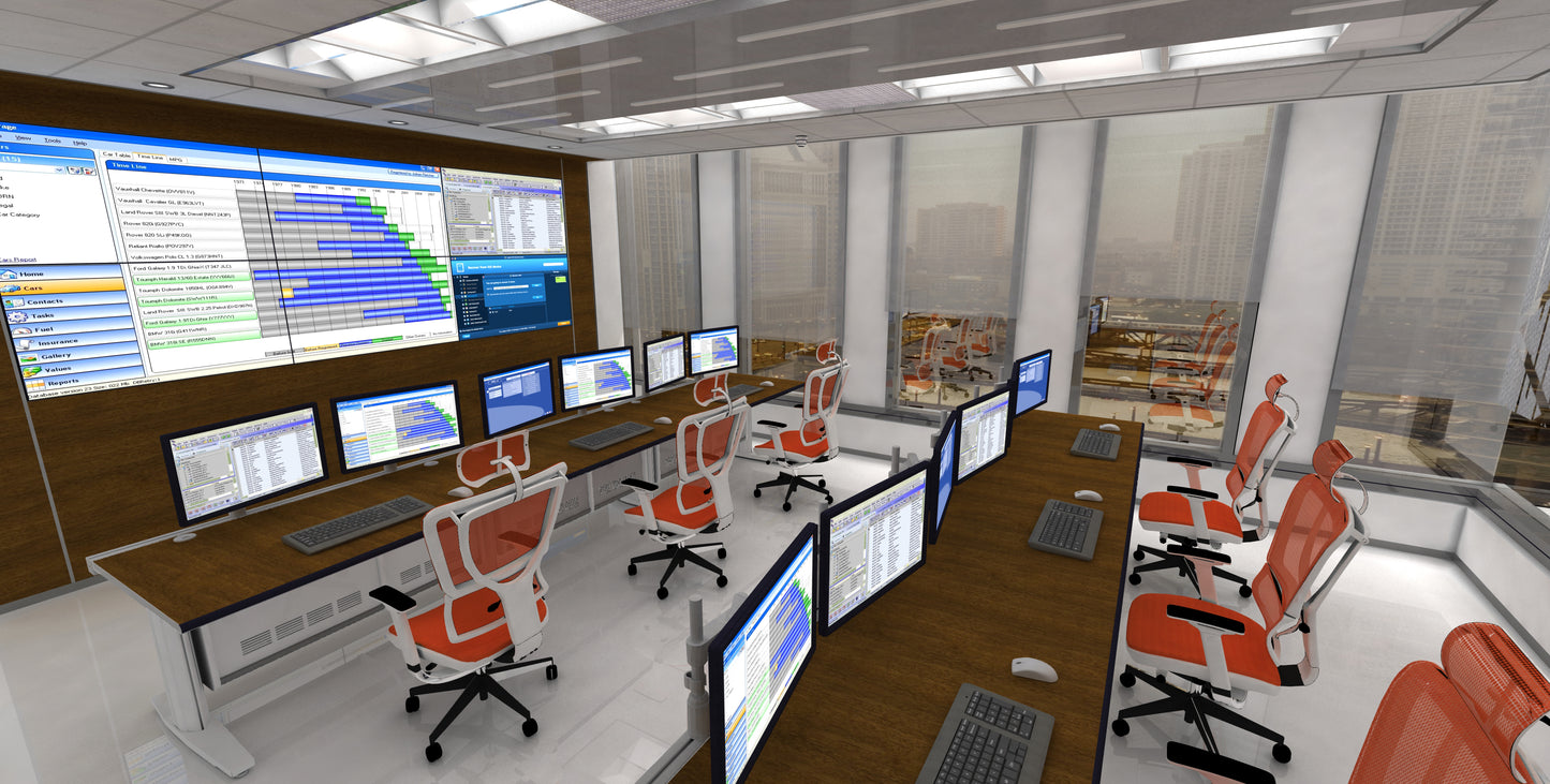 Sala de control de proyectos, con estaciones de trabajo, sillas de color naranja y una pared de video mostrando un diagrama de Gantt.